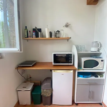 Logement Au Calme Entoure D Un Grand Jardin Holiday home *
