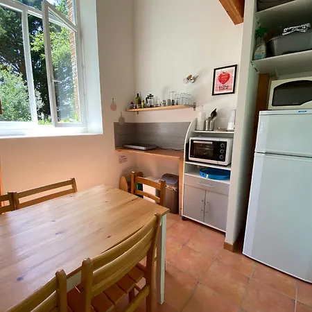 Au Calme Entoure D Un Grand Jardin * Falleron